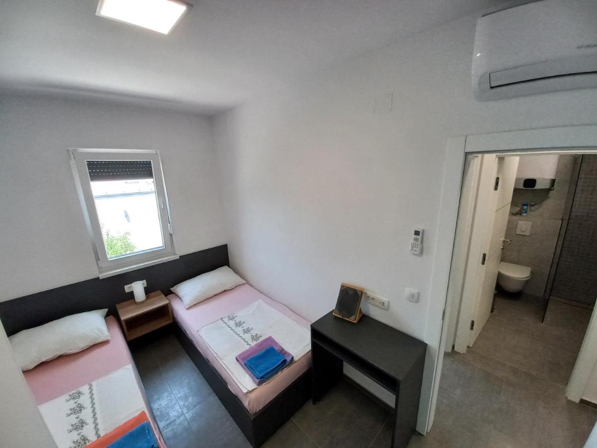 V Apartman